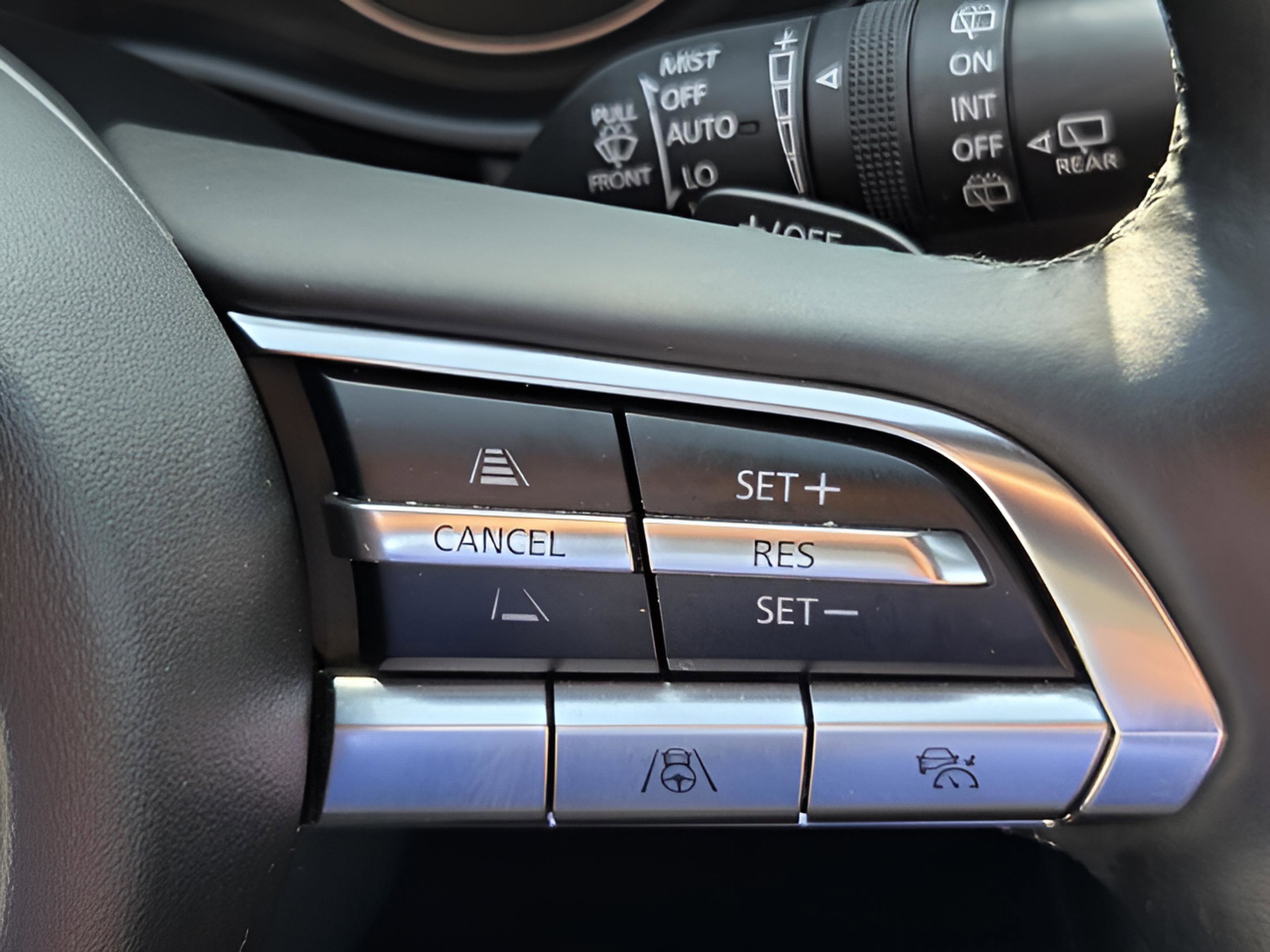 Used 2023 MAZDA MAZDA3 Hatchback w/ Appearance Package image 24