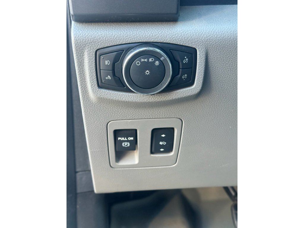 Used 2015 Ford F150 XLT w/ Equipment Group 301A Mid image 9