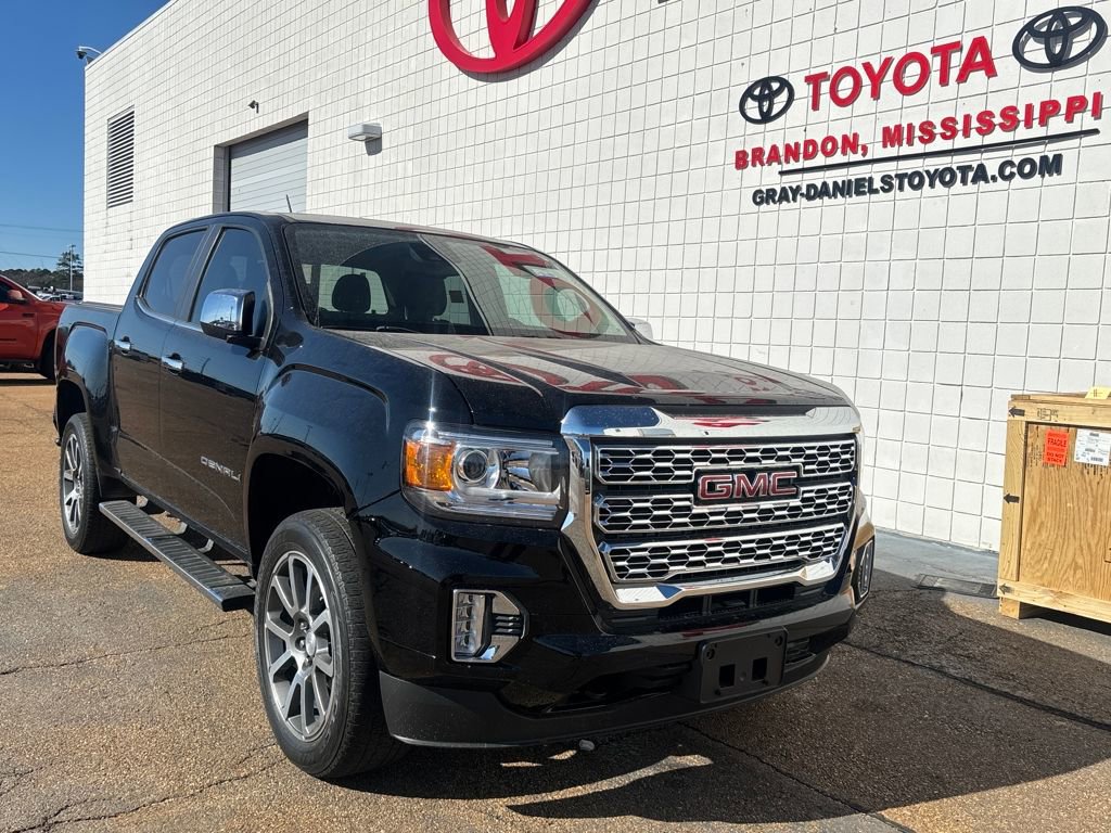 Used 2021 GMC Canyon Denali image 3