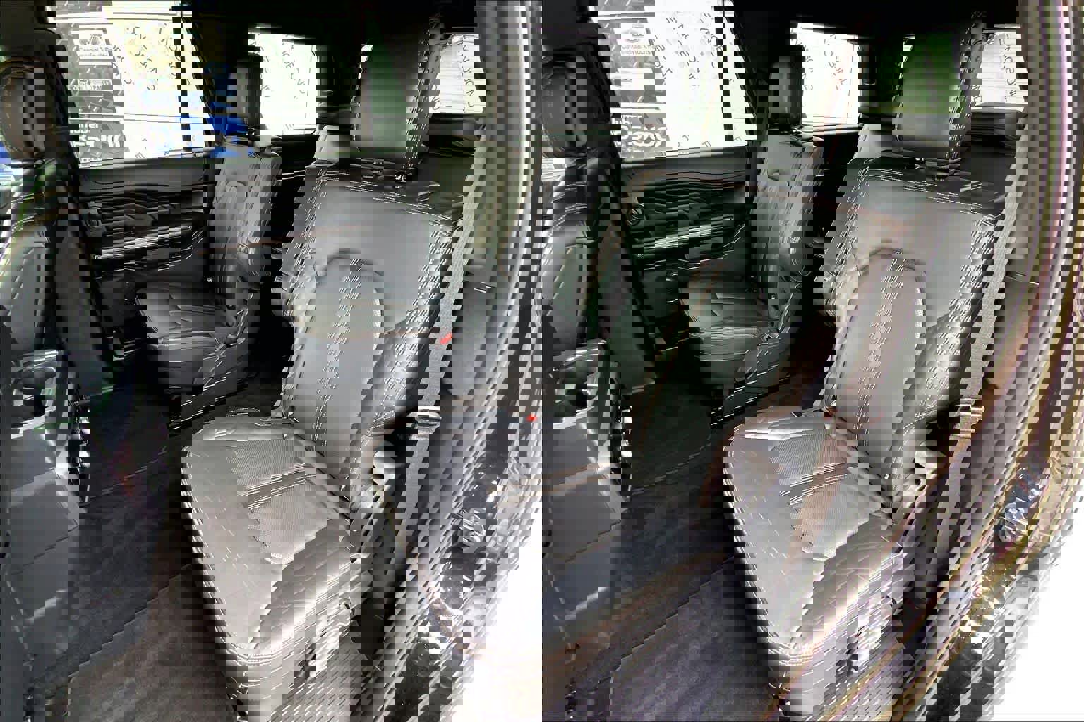 Used 2023 Ford Expedition Platinum AWD/4WD image 21