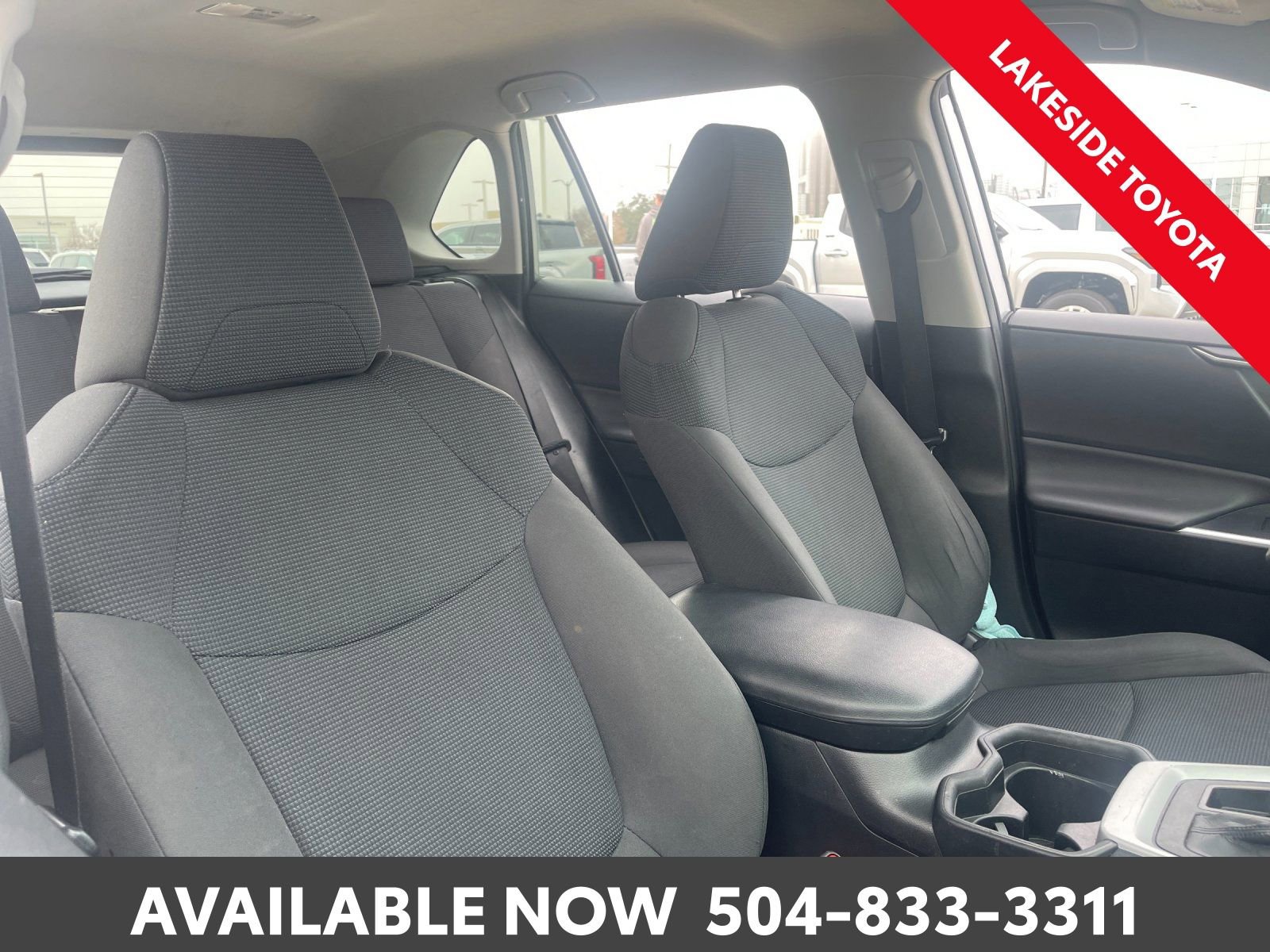 Used 2021 Toyota RAV4 LE image 16