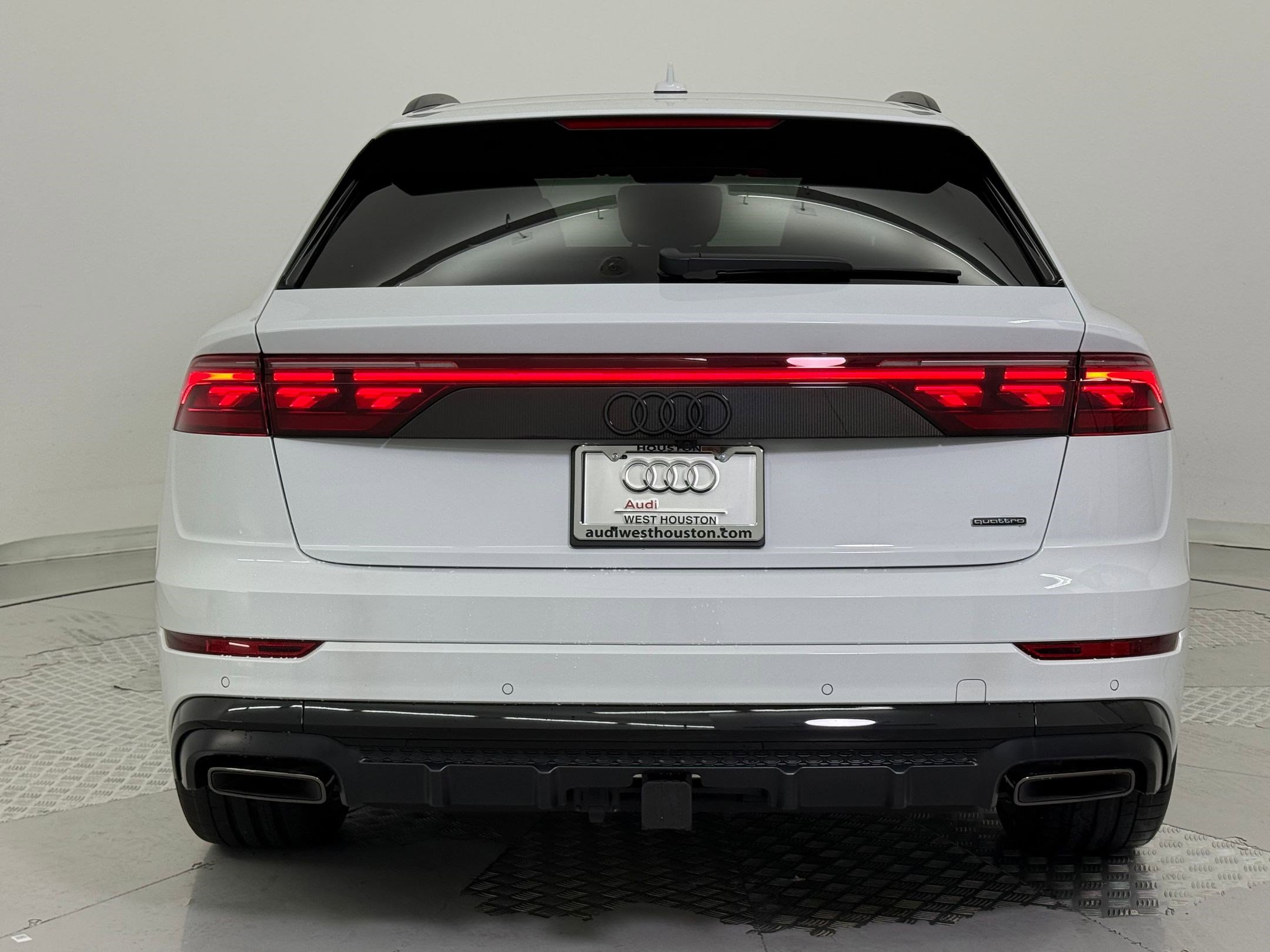 New 2026 Audi Q8 Prestige image 10