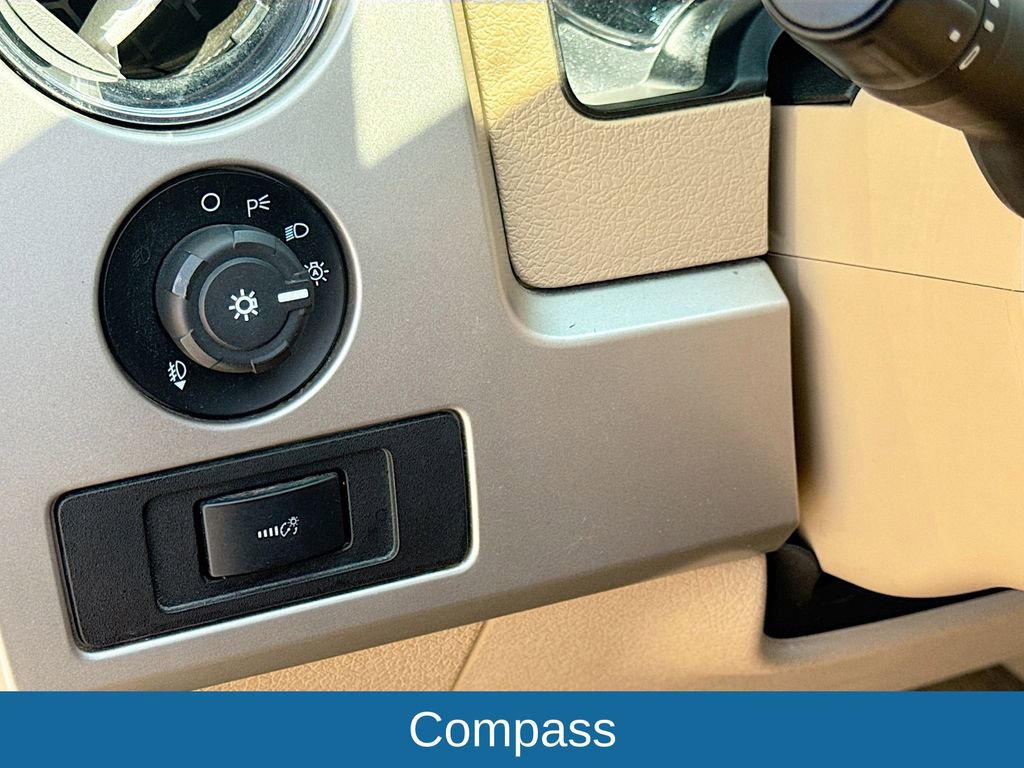 Used 2013 Ford F150 King Ranch w/ King Ranch Luxury Pkg AWD/4WD image 12