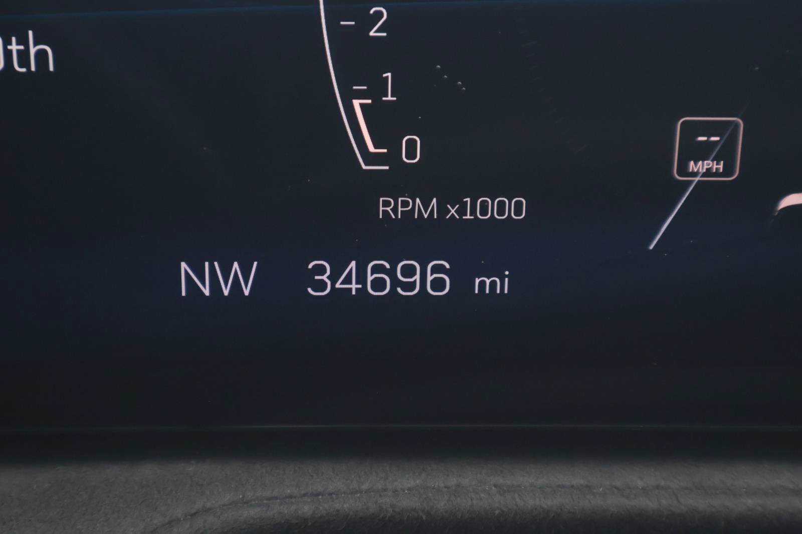 Certified 2024 Cadillac XT4 Sport FWD image 32