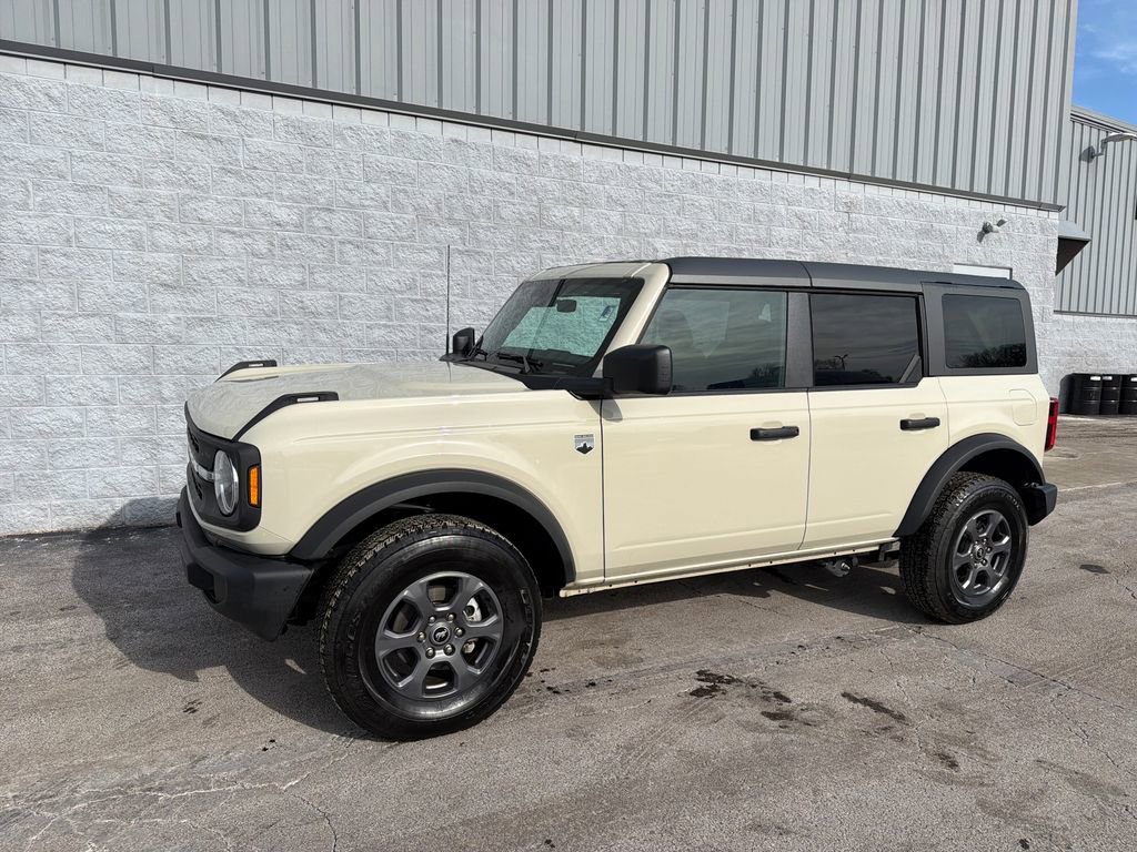 Used 2025 Ford Bronco Big Bend image 4