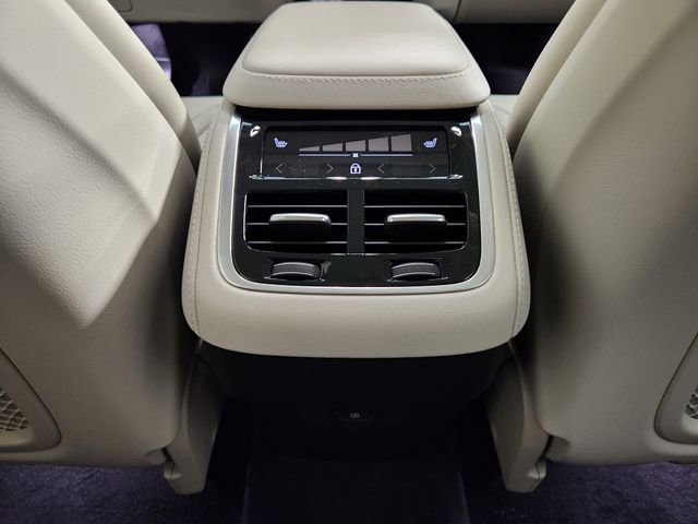 New 2026 Volvo XC90 B6 Ultra w/ Protection Package AWD/4WD image 31