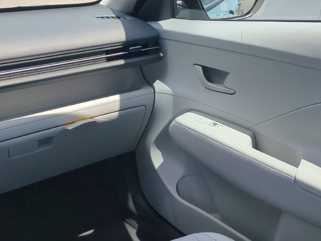 Used 2027 Hyundai Kona SEL Sport FWD image 19