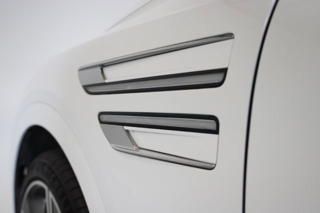 Used 2025 Genesis GV80 3.5T Prestige AWD/4WD image 13