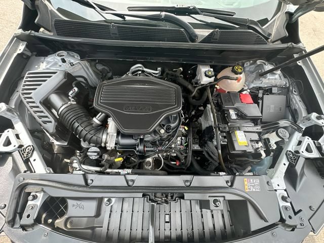 Used 2021 GMC Acadia SLT w/ Elevation Edition AWD/4WD image 29