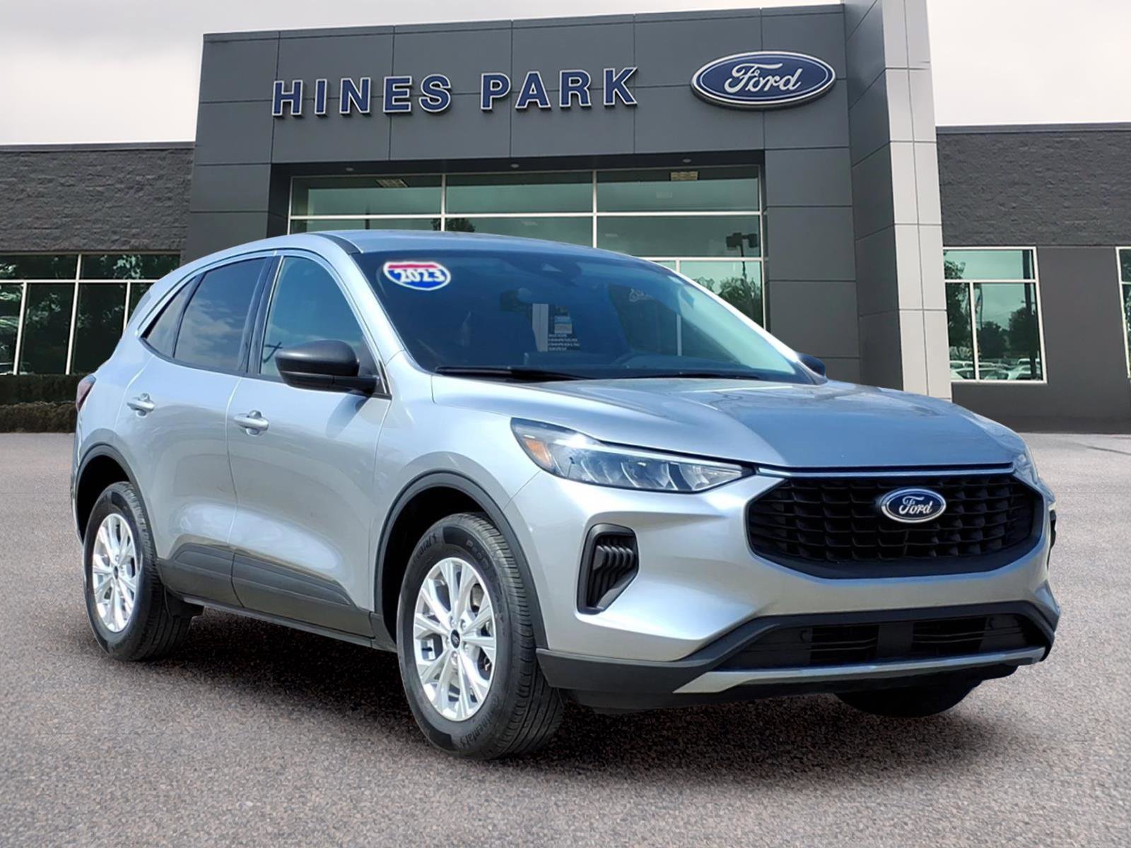Certified 2023 Ford Escape Active w/ Tech Pack #1 AWD/4WD image 1