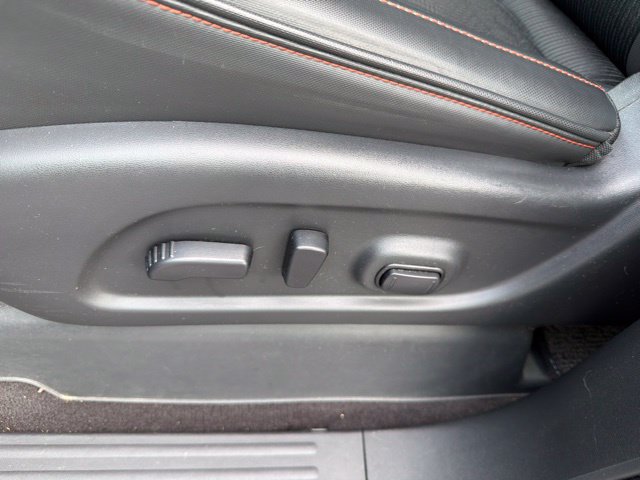 Used 2023 Nissan Titan PRO-4X AWD/4WD image 14