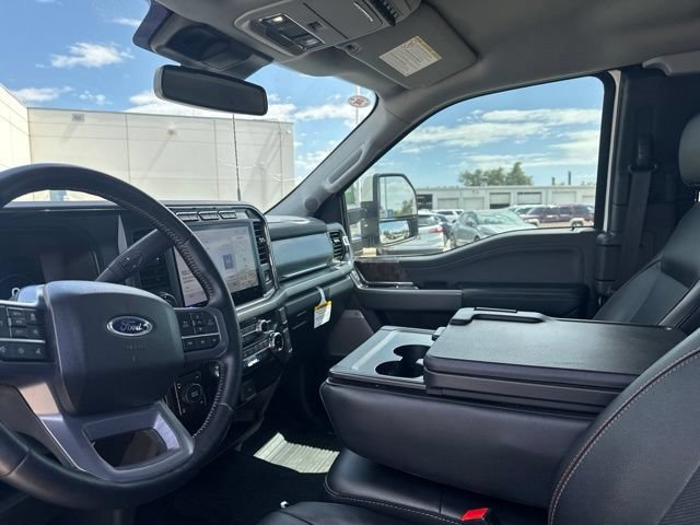 Used 2023 Ford F350 Lariat w/ Sport Appearance Package AWD/4WD image 9