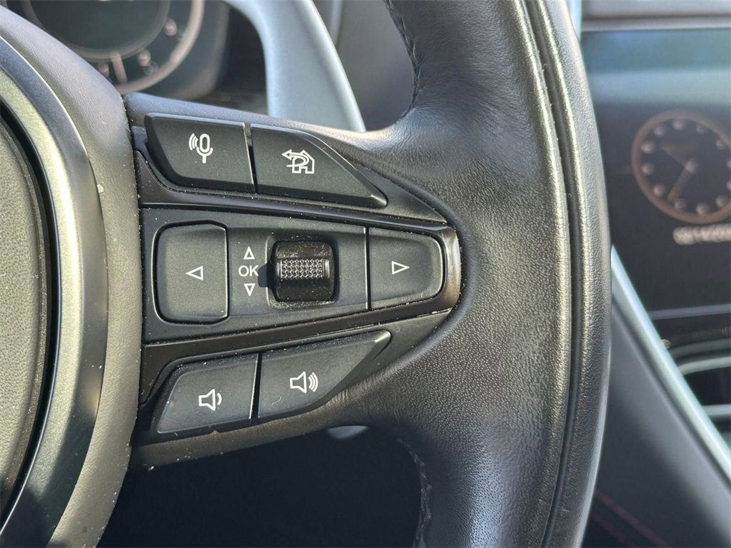 Used 2023 Aston Martin DBX 707 image 22