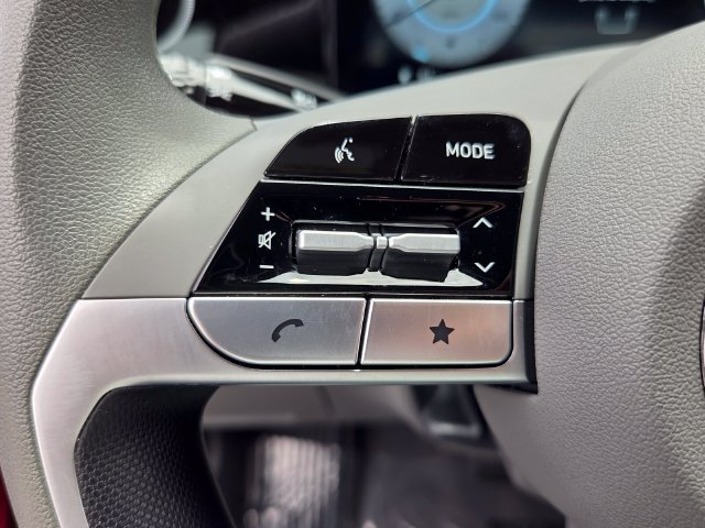Used 2024 Hyundai Elantra SEL FWD image 28