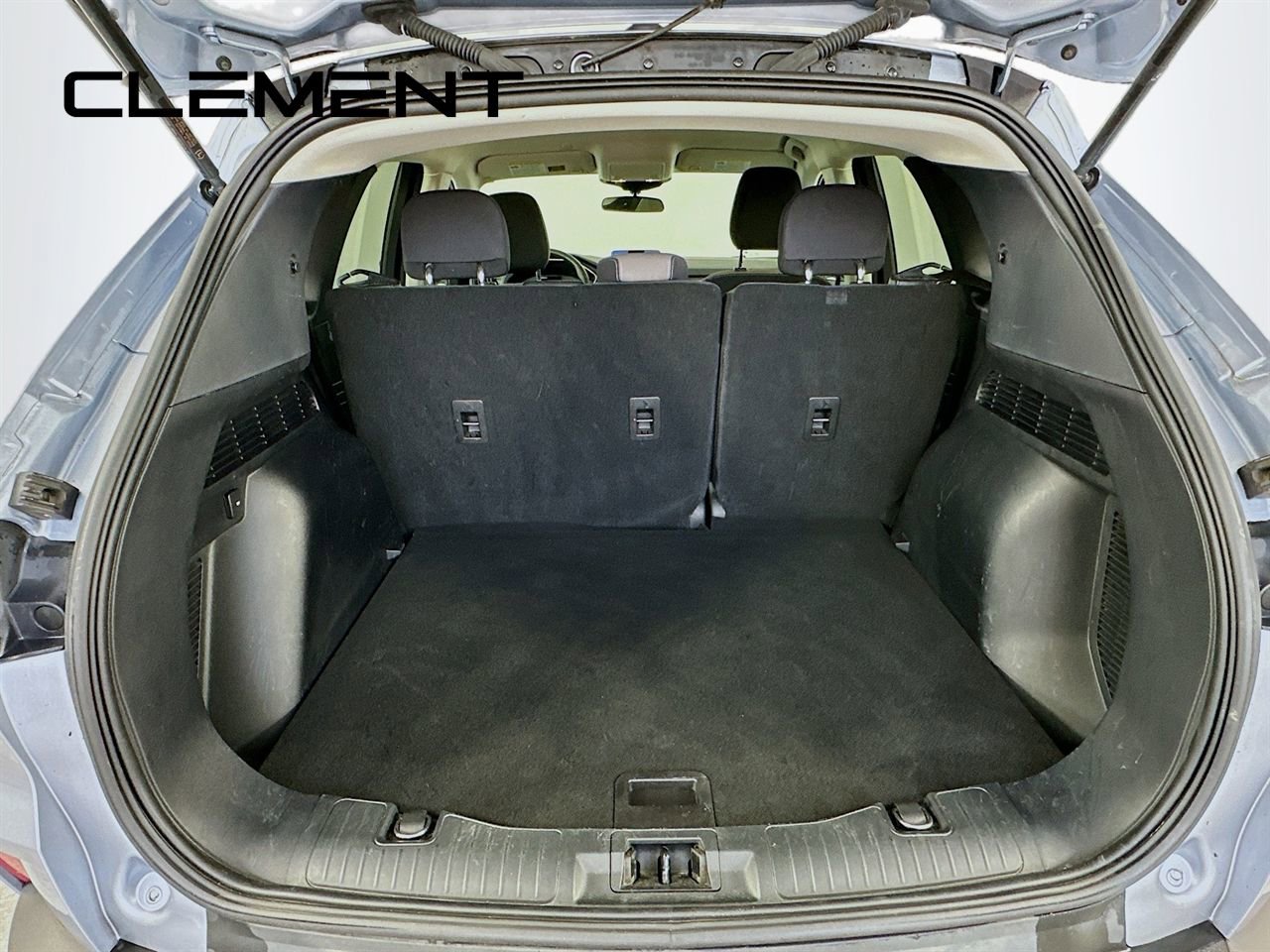 Used 2022 Ford Escape SE image 11