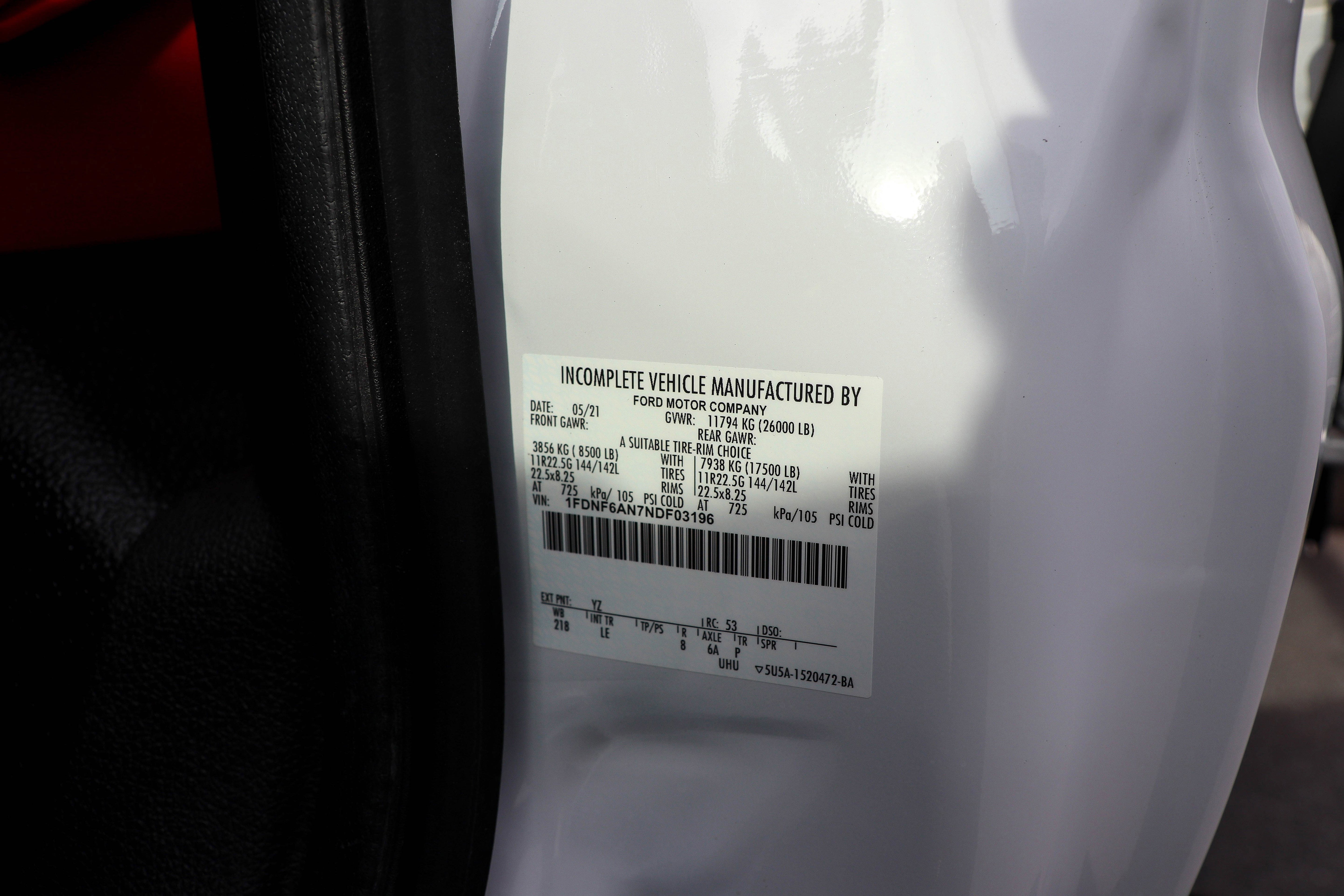 Used 2022 Ford F650 2WD Regular Cab Super Duty image 29