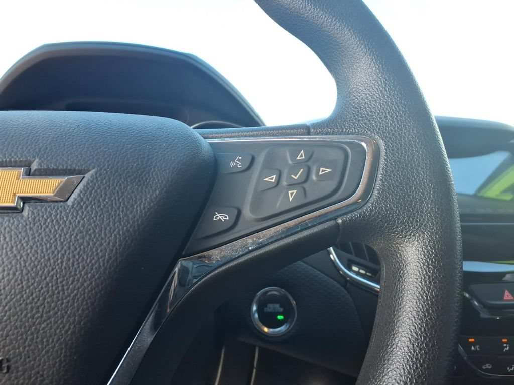 Certified 2017 Chevrolet Cruze LT w/ Convenience Package FWD image 16