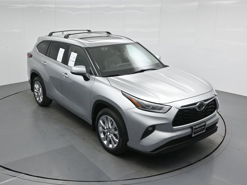 Used 2022 Toyota Highlander Limited image 40