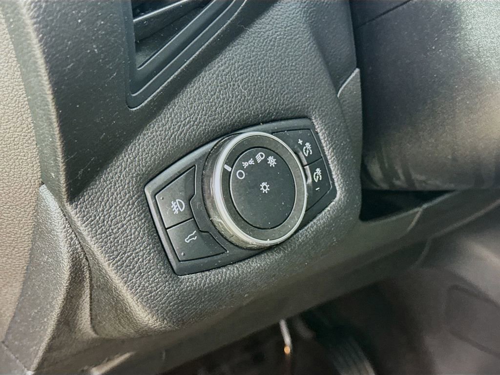 Used 2019 Ford Escape SE AWD/4WD image 12