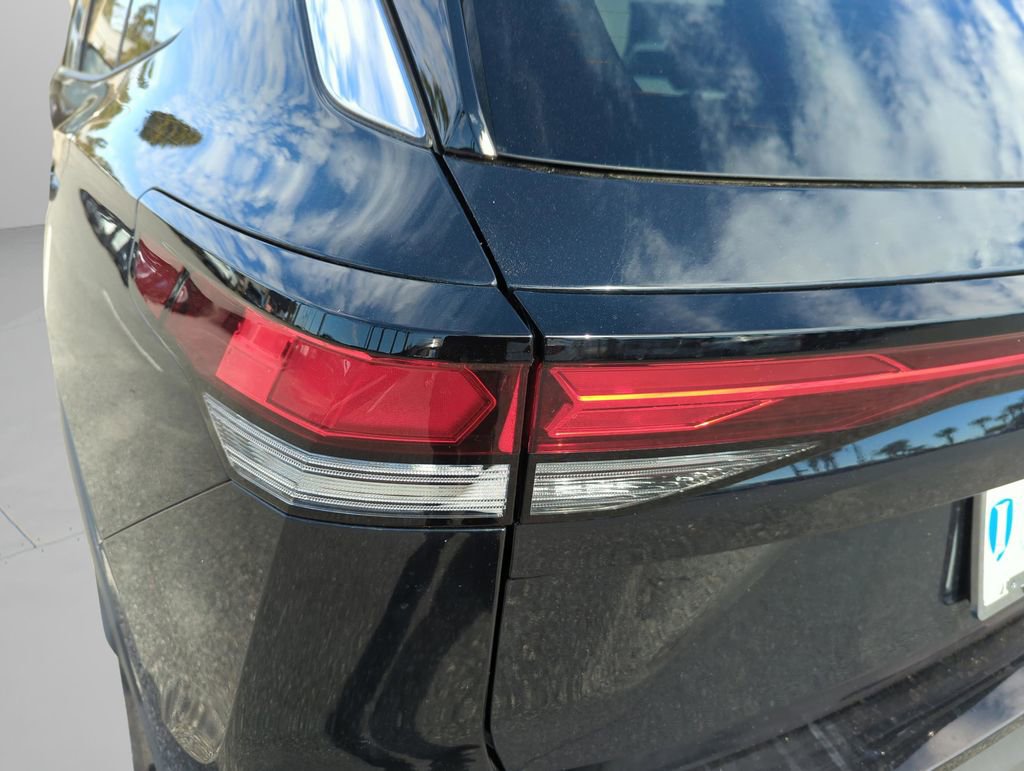 New 2026 Volkswagen Tiguan S image 43