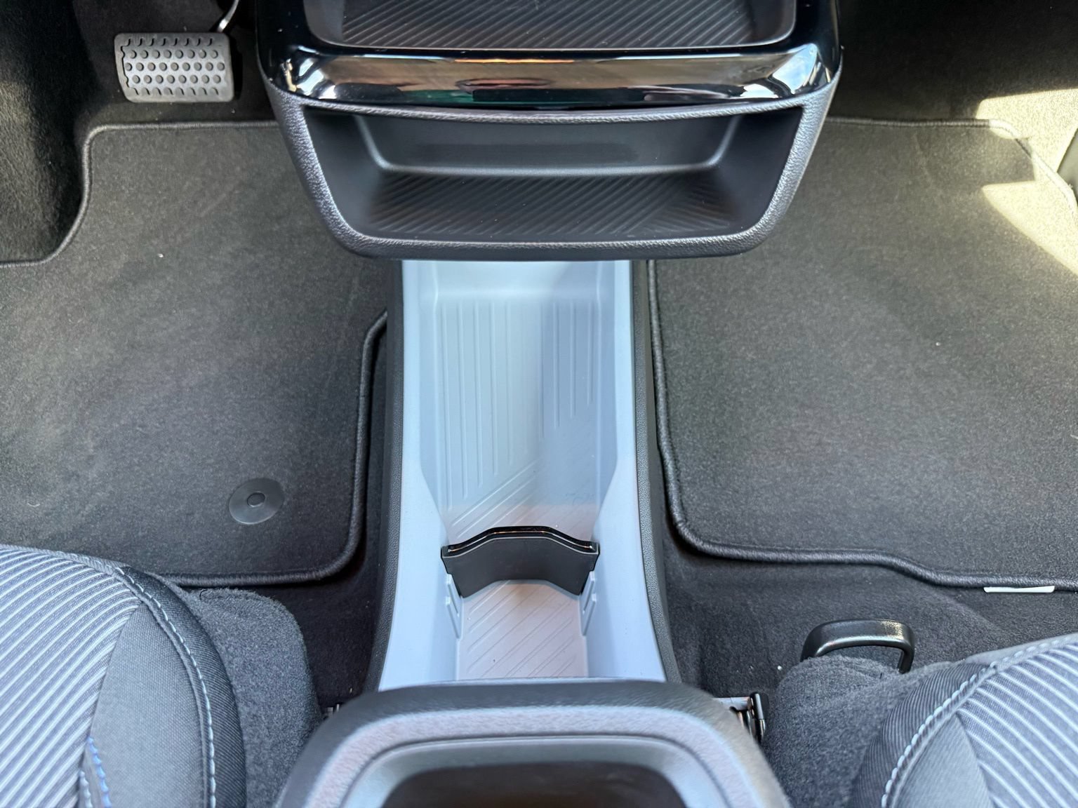 New 2027 Chevrolet Bolt LT w/ Comfort Package FWD image 26