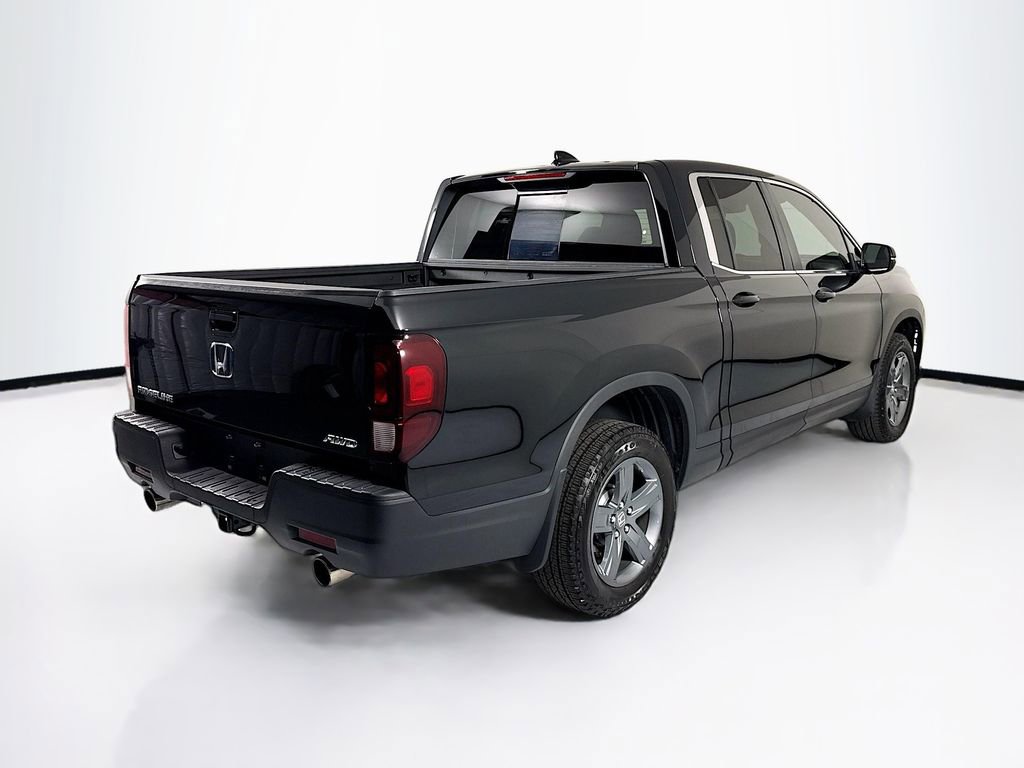 Certified 2023 Honda Ridgeline RTL image 5