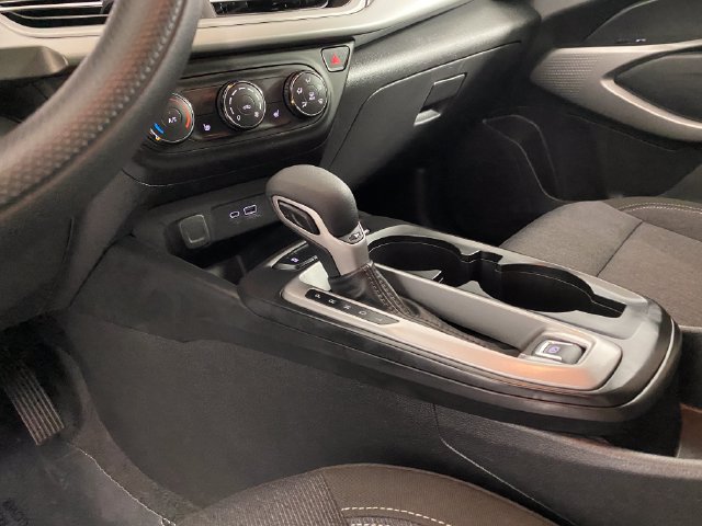 Certified 2024 Chevrolet Trax LS w/ LS Convenience Package FWD image 27