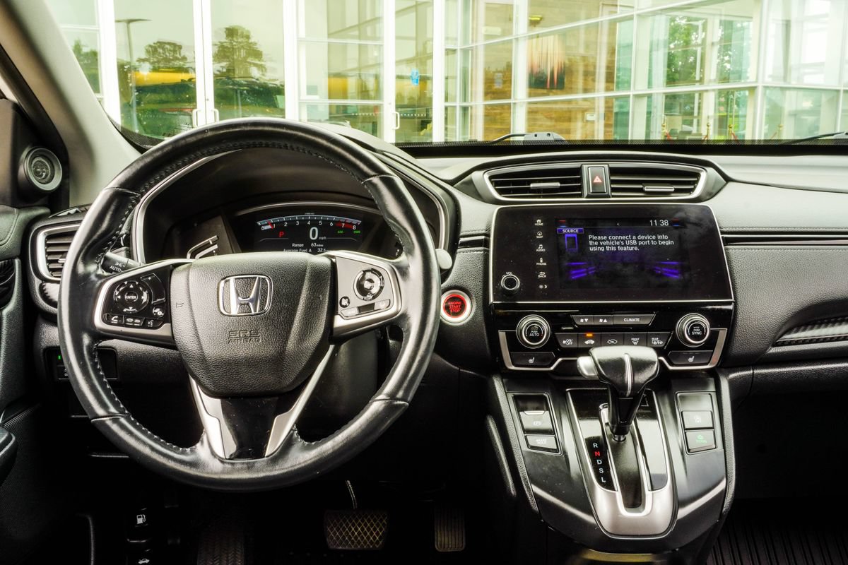 Used 2020 Honda CR-V Touring image 17