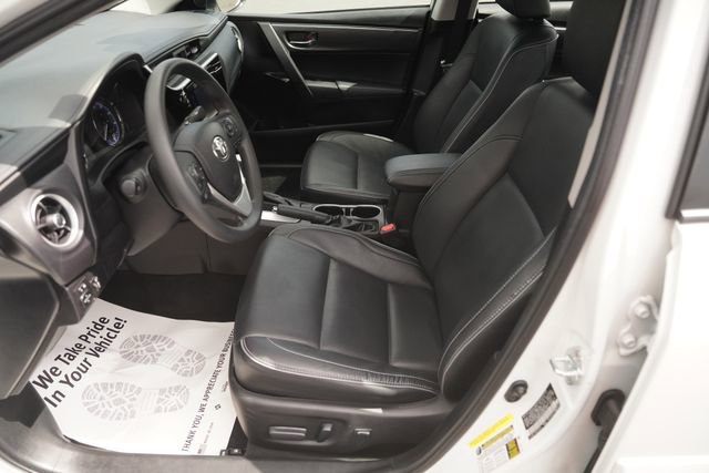 Used 2017 Toyota Corolla XLE image 9