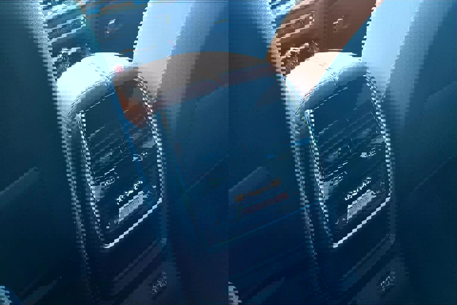 Used 2022 BMW X7 xDrive40i w/ M Sport Package image 39