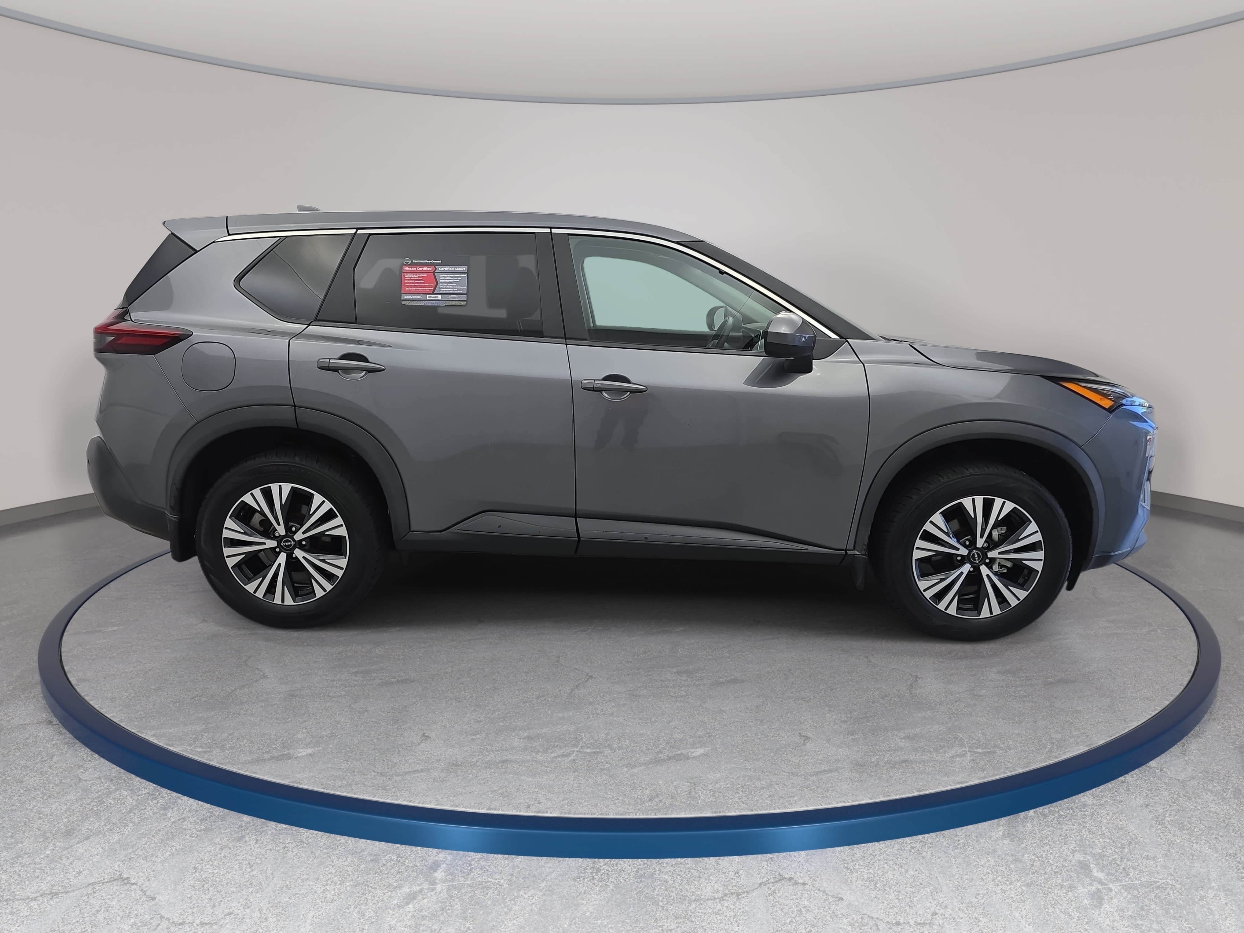Certified 2023 Nissan Rogue SV FWD image 4