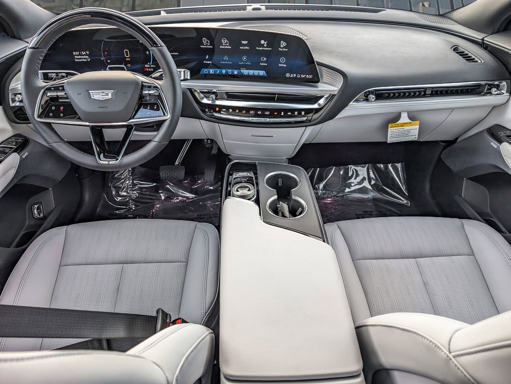 New 2026 Cadillac Lyriq Premium Luxury AWD/4WD image 17
