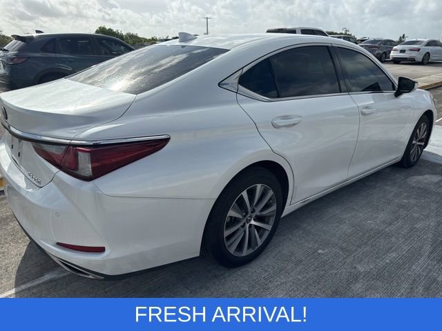 Used 2019 Lexus ES 350 w/ Premium Package image 12