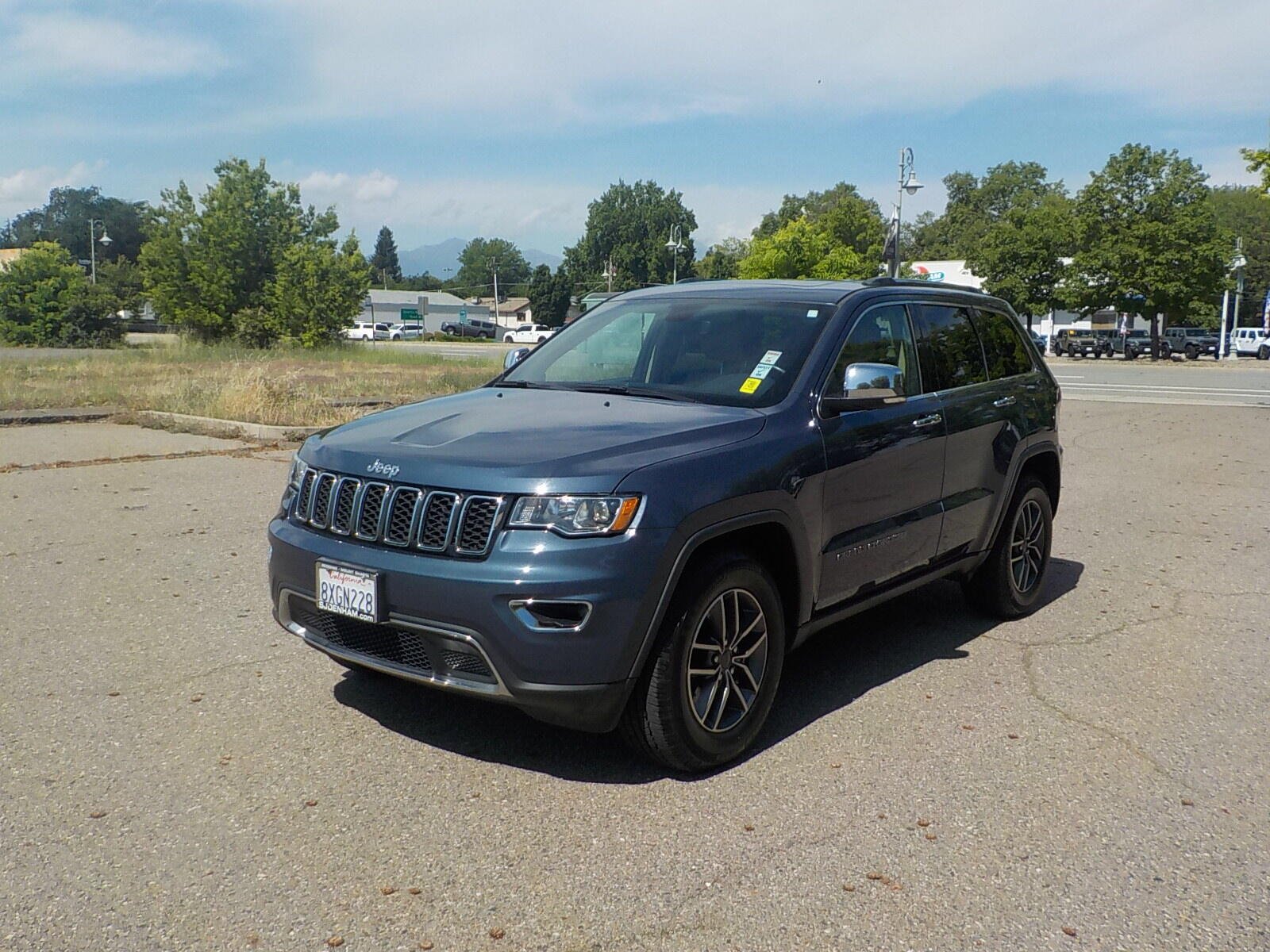 Used 2021 Jeep Grand Cherokee Limited w/ Trailer Tow Group IV AWD/4WD image 1