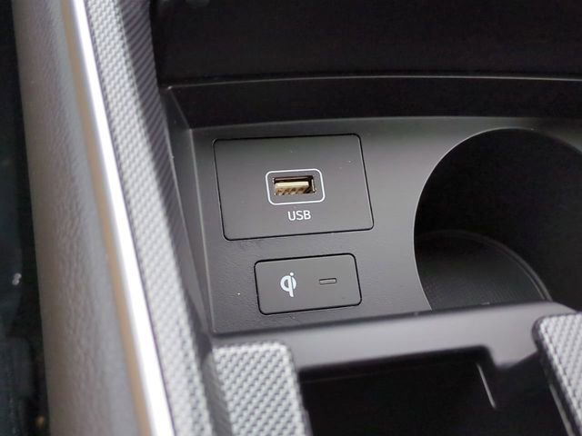 Used 2023 Hyundai Santa Fe SEL w/ Cargo Package image 21