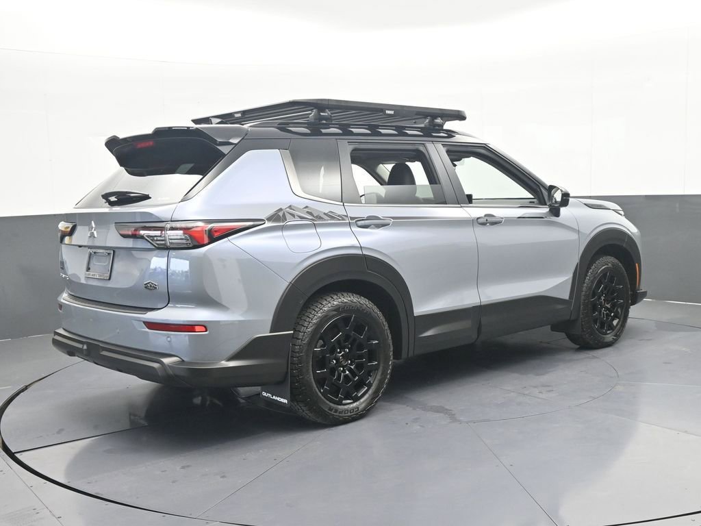 New 2025 Mitsubishi Outlander AWD image 6