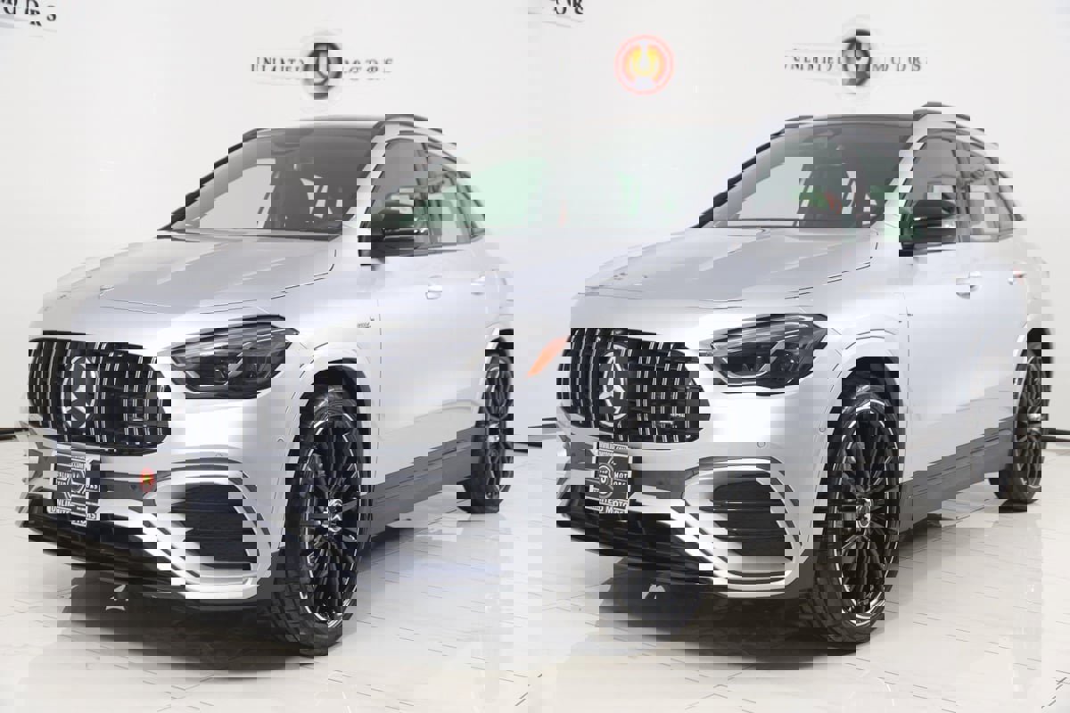 Used 2024 Mercedes-Benz GLA 35 AMG 4MATIC image 5