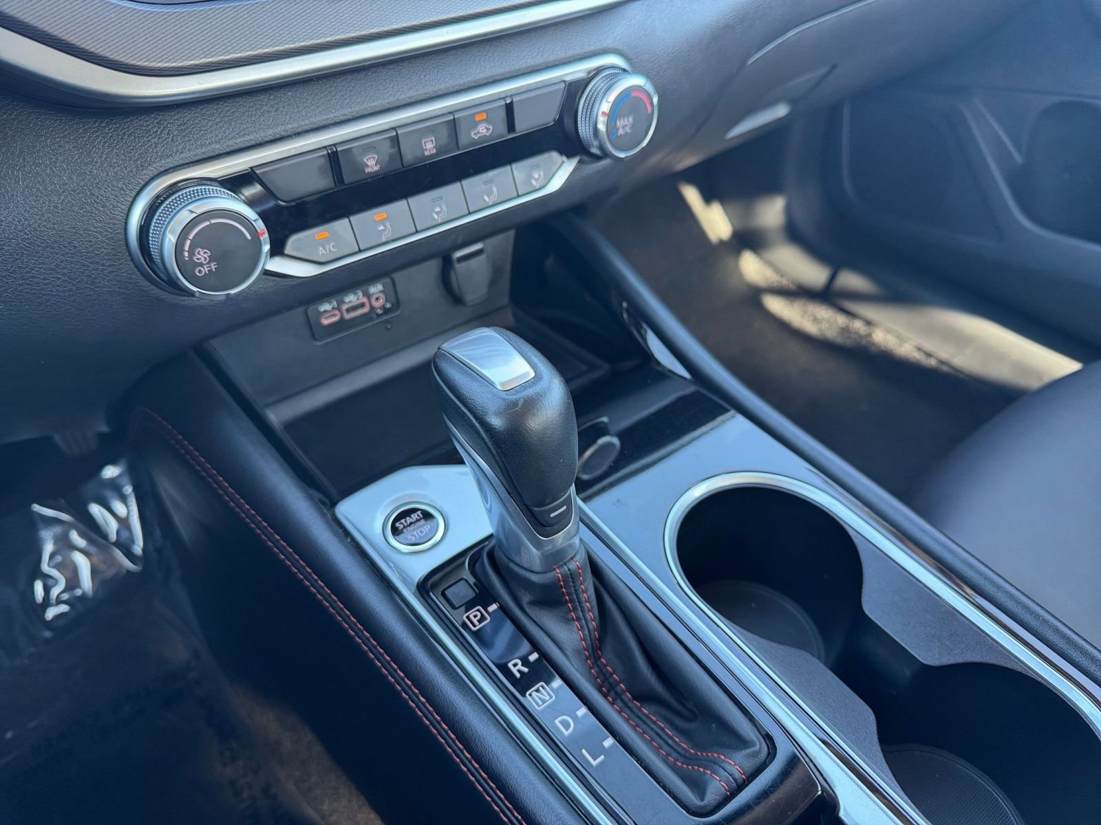 Used 2025 Nissan Altima 2.5 SR image 41