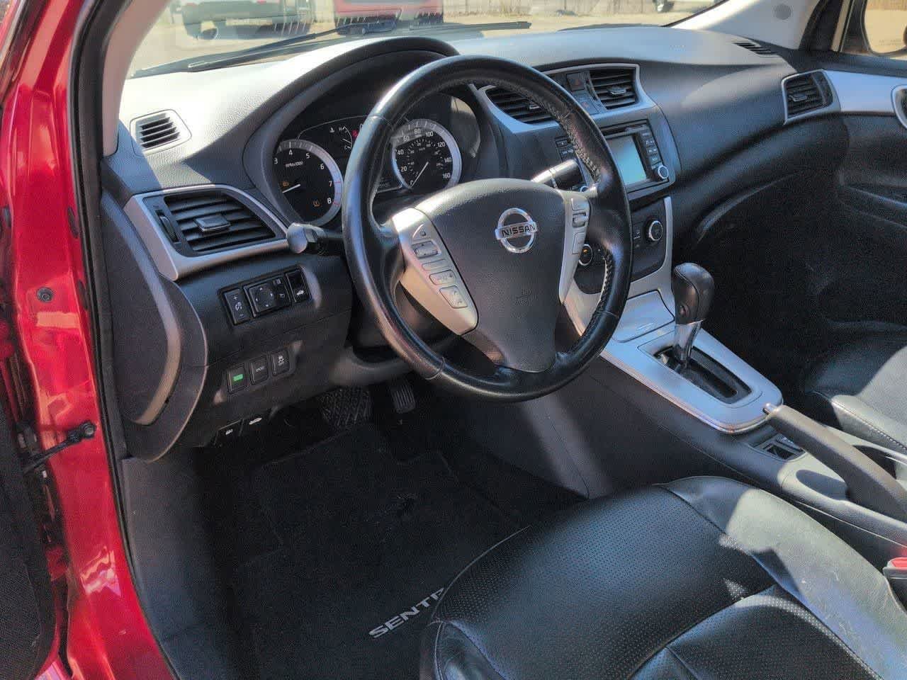 Used 2015 Nissan Sentra SR w/ SR Premium Package FWD video 2