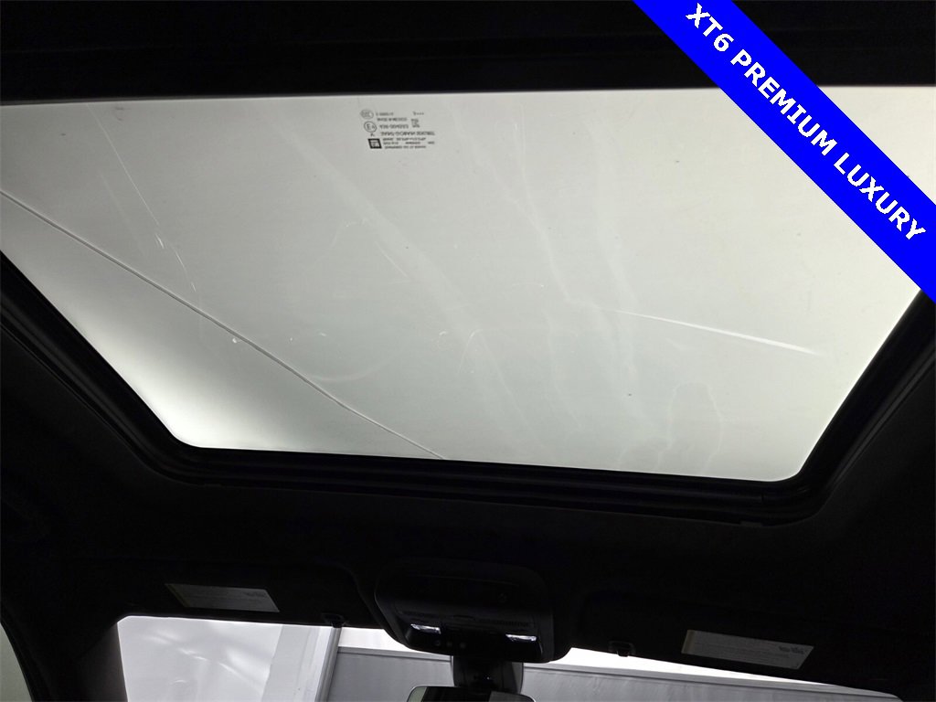 Used 2024 Cadillac XT6 Premium Luxury image 21