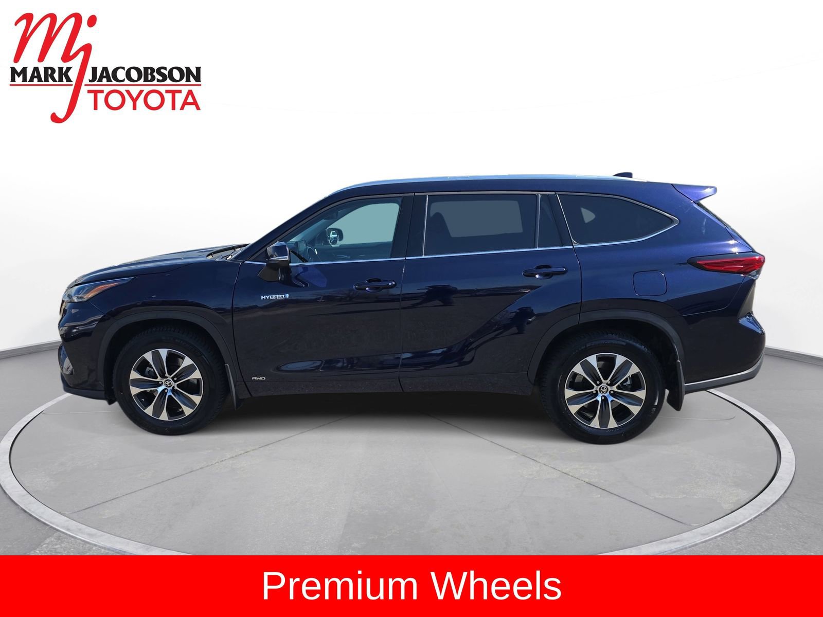 Used 2021 Toyota Highlander XLE image 12