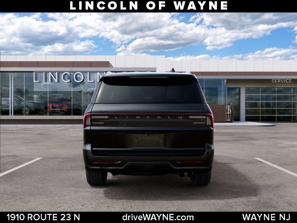 New 2027 Lincoln Navigator Reserve AWD/4WD image 8
