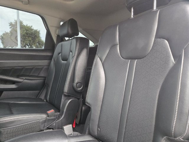 Certified 2023 Kia Sorento SX AWD/4WD image 10