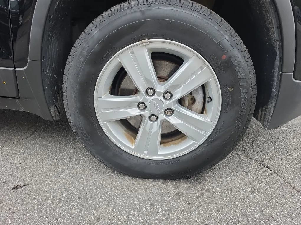 Used 2019 Chevrolet Trax LT w/ Driver Confidence Package AWD/4WD image 9