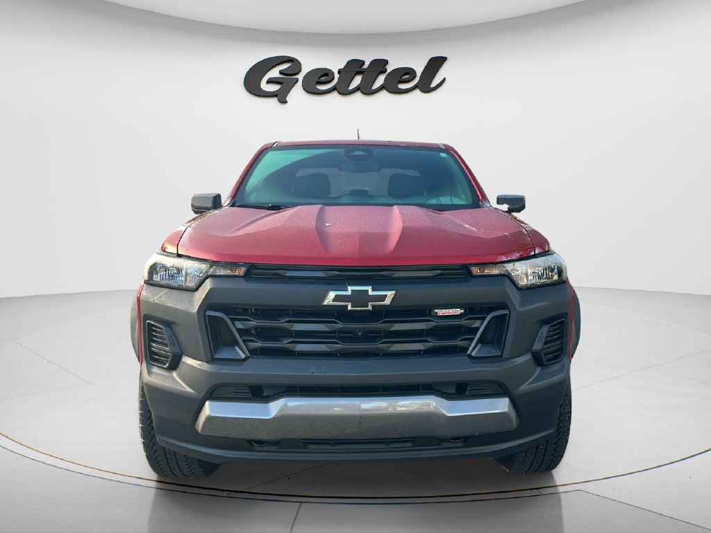 Used 2025 Chevrolet Colorado Trail Boss AWD/4WD image 2