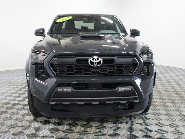 Certified 2024 Toyota Tacoma TRD Sport AWD/4WD image 9
