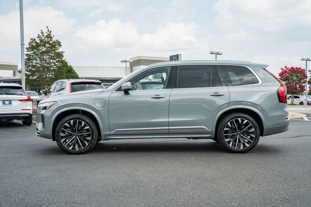 New 2026 Volvo XC90 T8 Plus w/ Protection Package Premier AWD/4WD image 4