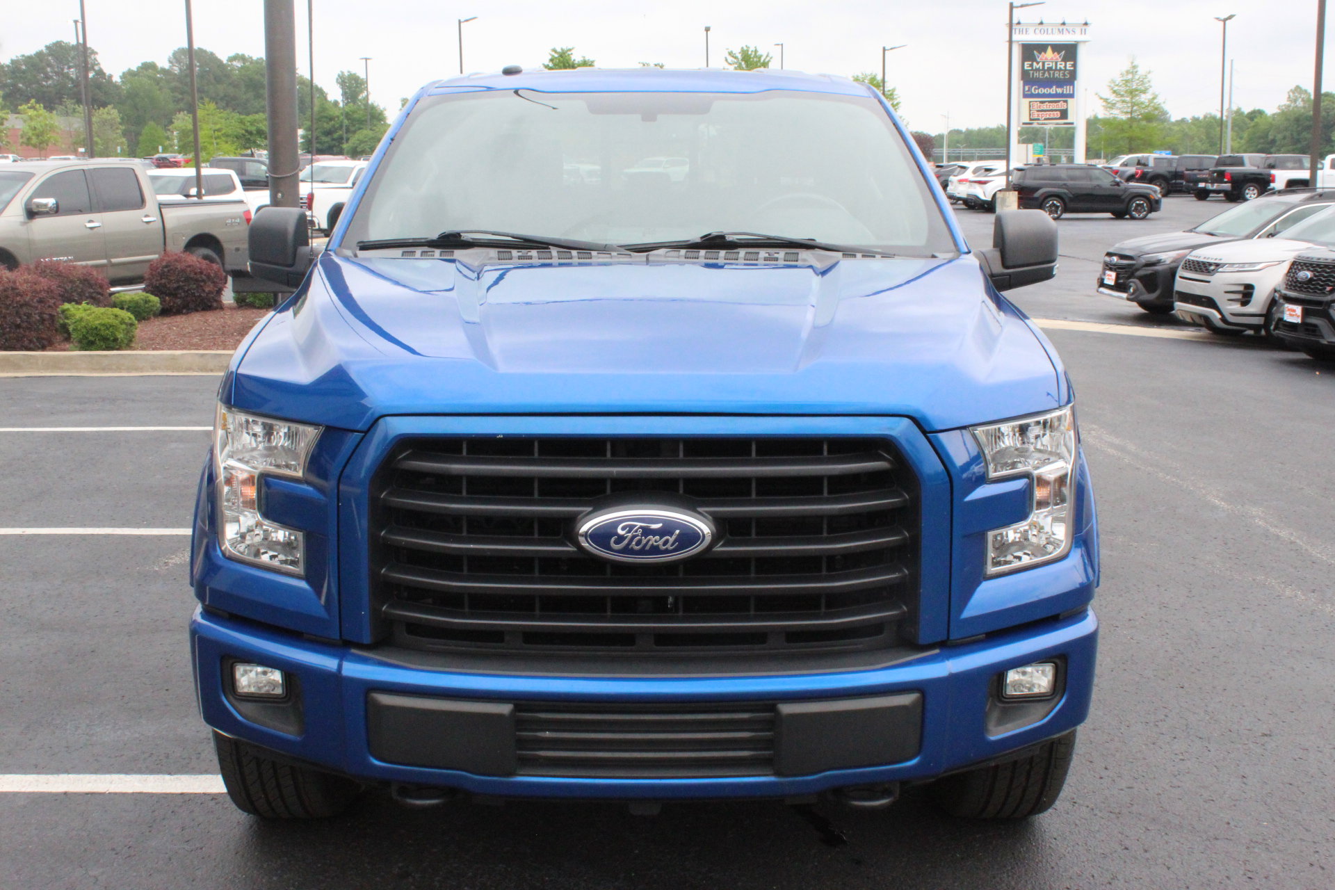 Used 2017 Ford F150 XLT w/ Equipment Group 302A Luxury AWD/4WD image 3