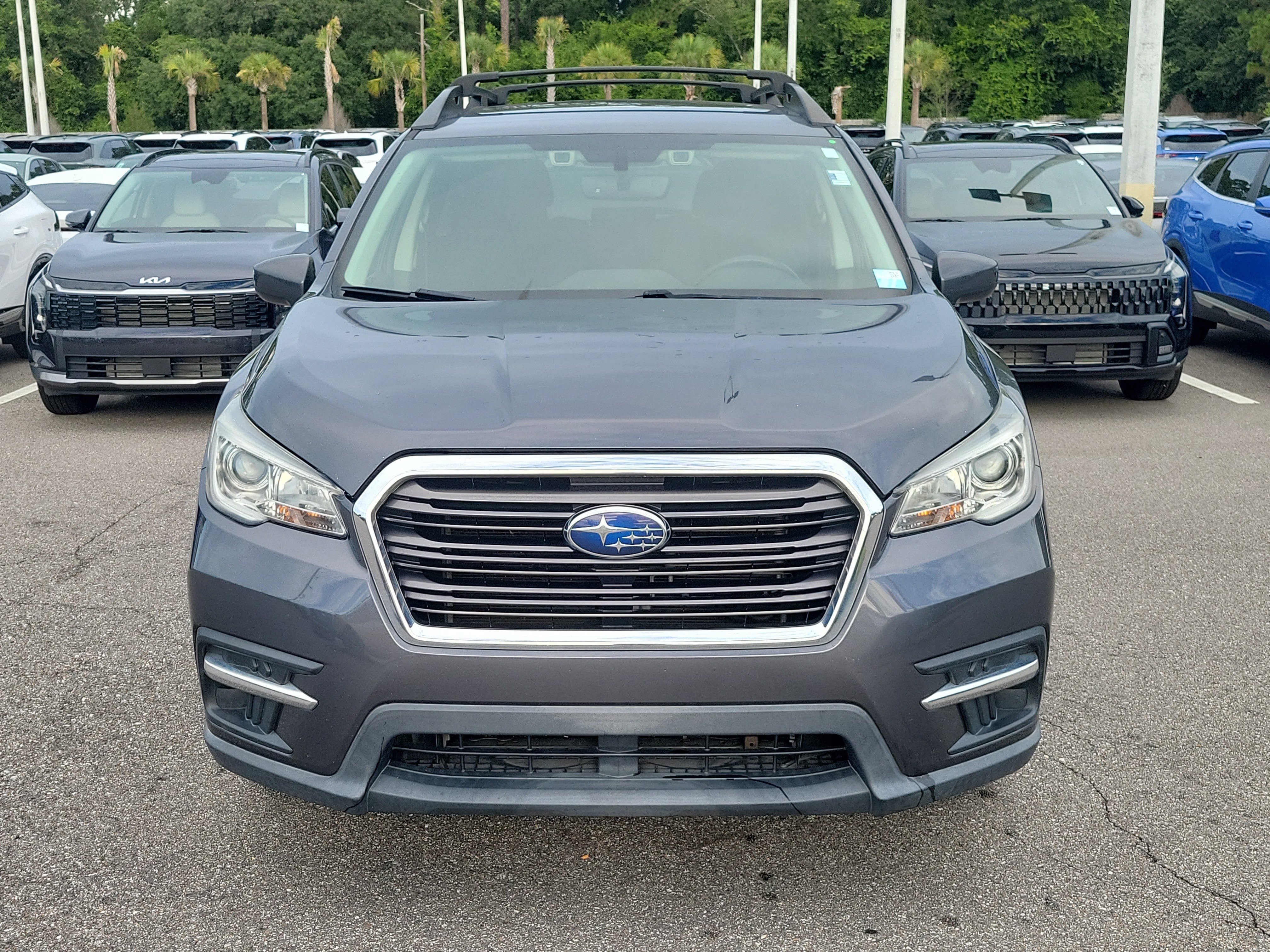 Used 2019 Subaru Ascent Premium AWD/4WD image 2