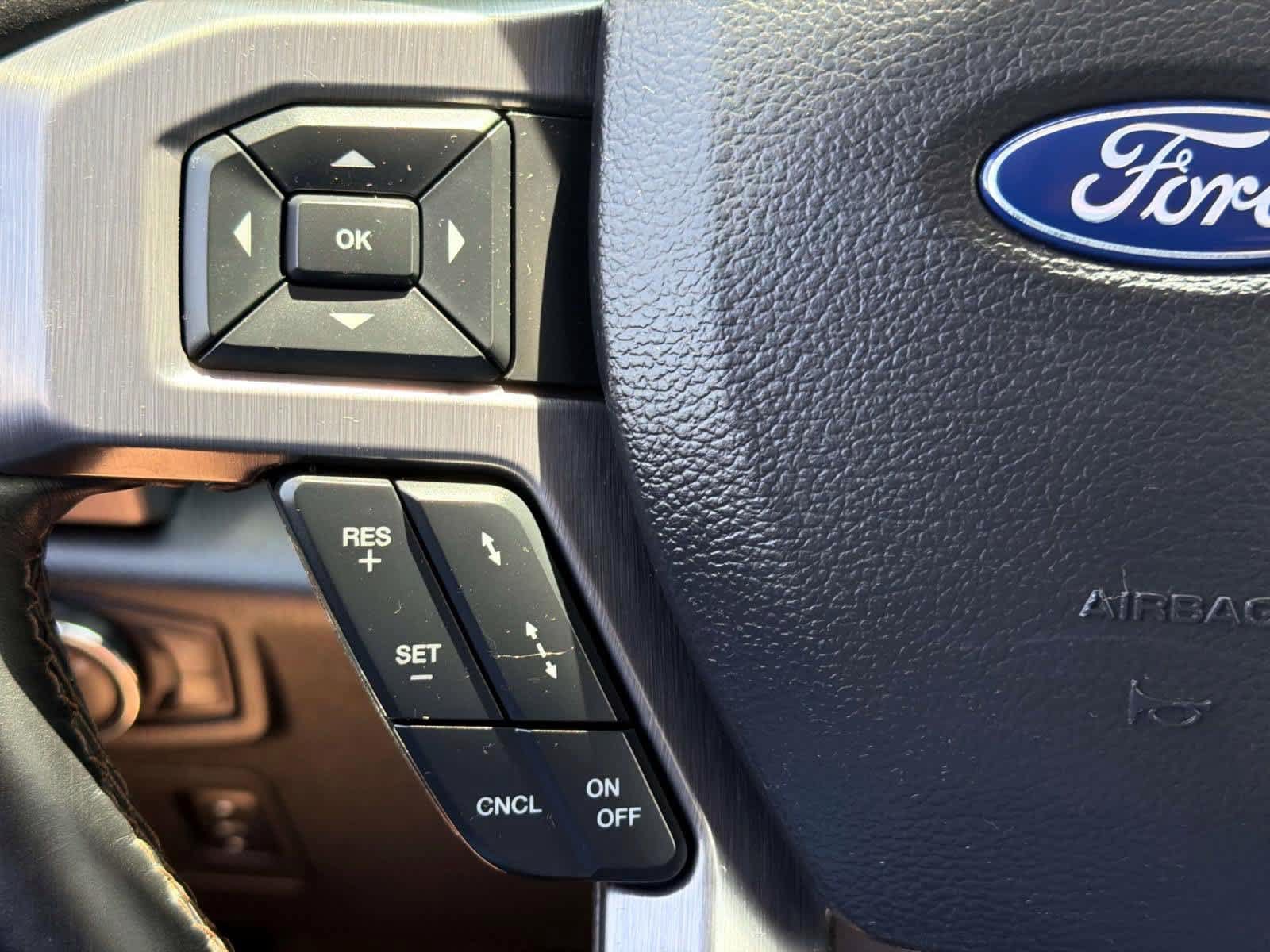Used 2020 Ford Expedition Platinum AWD/4WD image 25